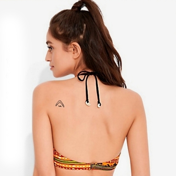 Disney ✦ Lion King Bikini Set ✦ Halter Top & Side-Tie Bottom w/ Shell Accents L - Picture 6 of 12